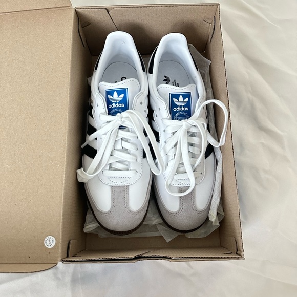 SOLD Adidas Sambas OG - Picture 2 of 5